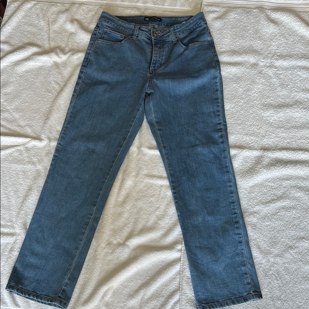 Lee Women's Straight Leg Blue Jeans Classic Fit